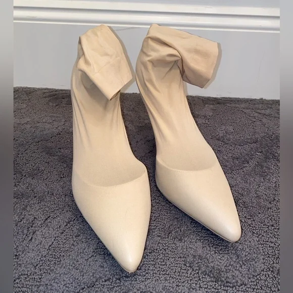 ✨Cream Nude Sock Heel Booties - Picture 9 of 14